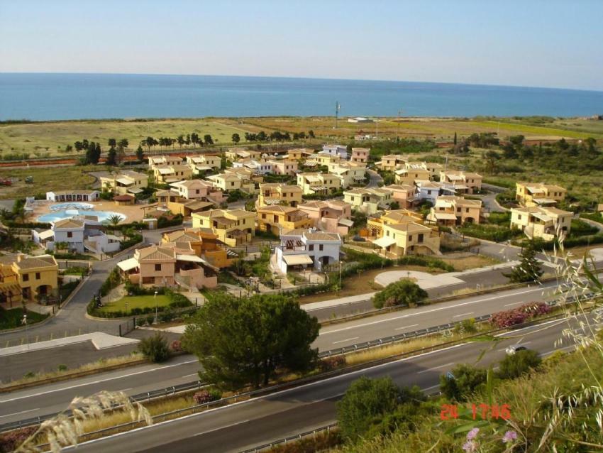 Mare Luna Village Campofelice Di Roccella Dış mekan fotoğraf